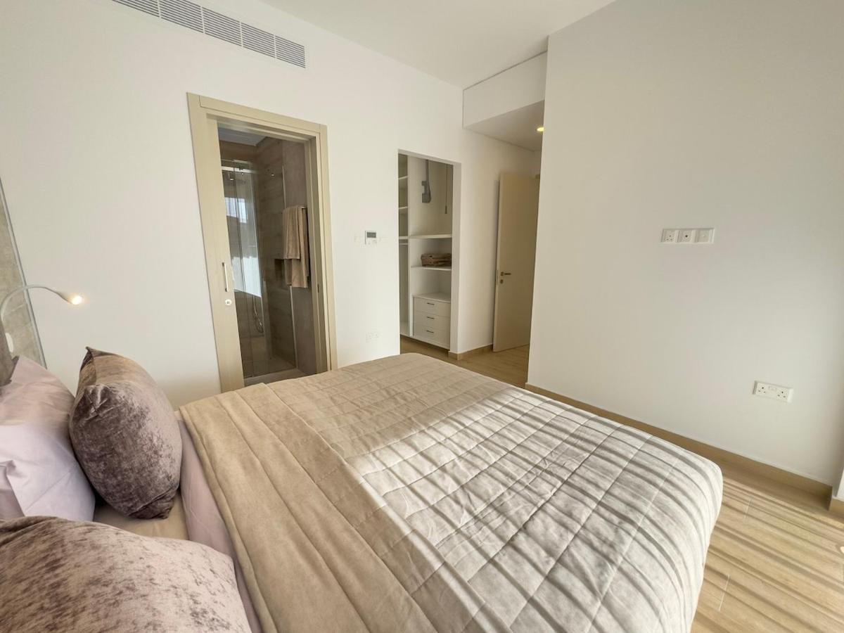 Apartment Malberry Park 102 - Modern 2 Bedroom With Pool, Gym, Jaccuzi